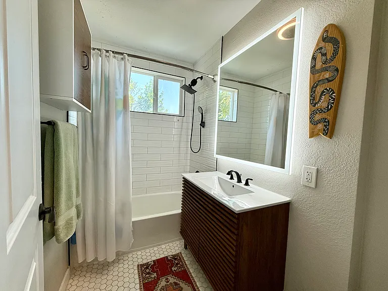 4340 N Decatur St — Photo 13