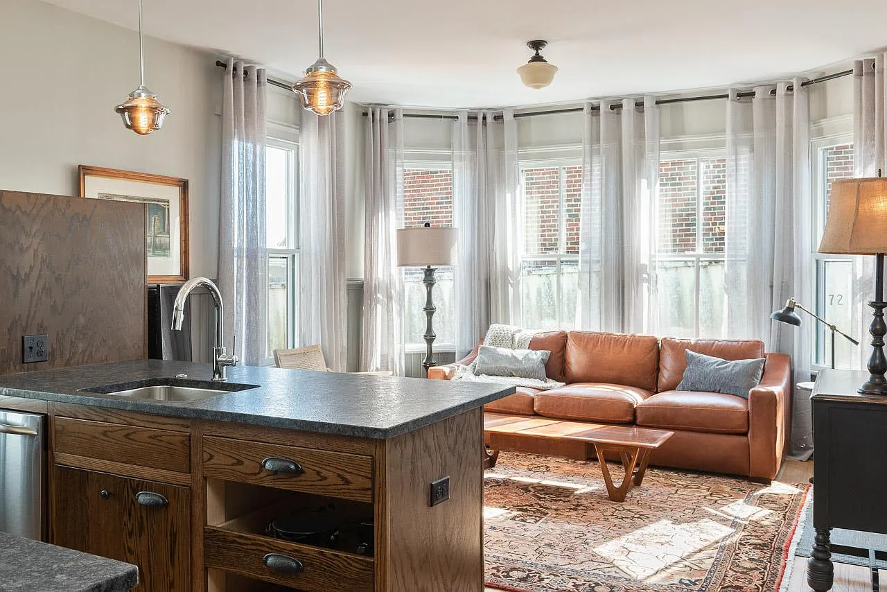 1 bed, 450 sqft, $2,650 — Photo 4