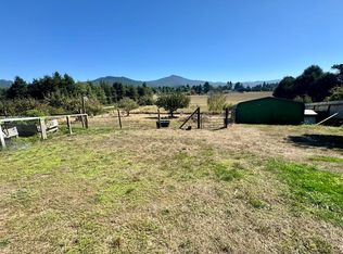 3239 Klein Ln, Hydesville, CA 95547