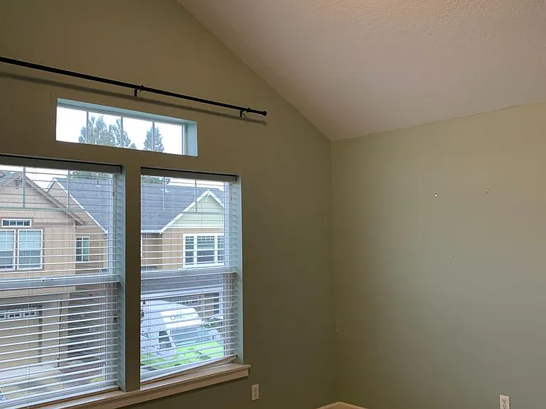 11603 NW 27th Ct — Photo 25