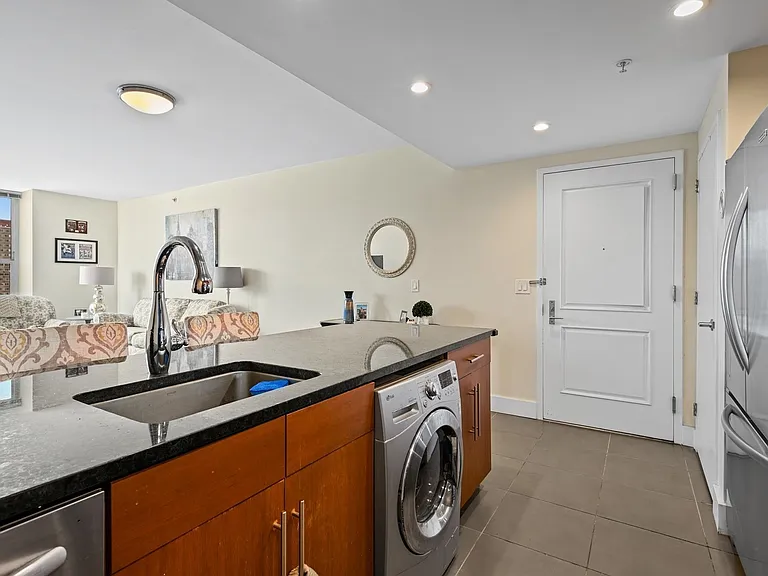 88 Morgan St #1207 — Photo 6