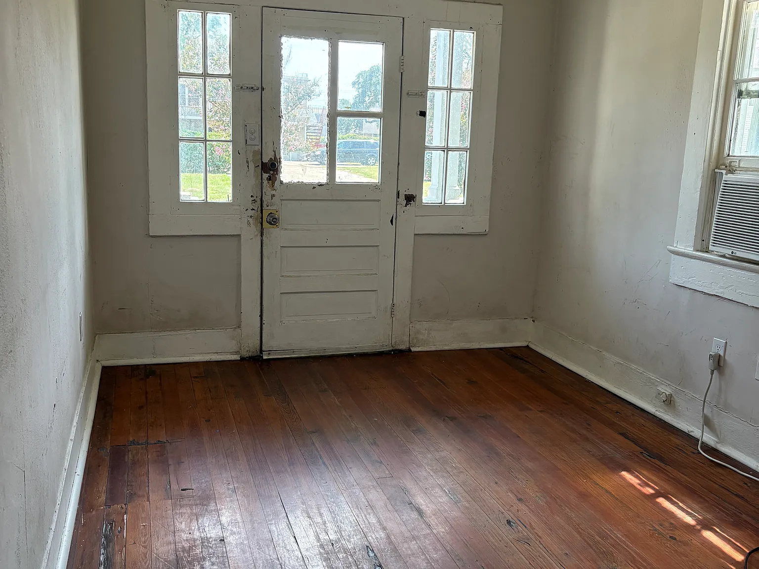 1 bed, 800 sqft, $1,000 — Photo 3