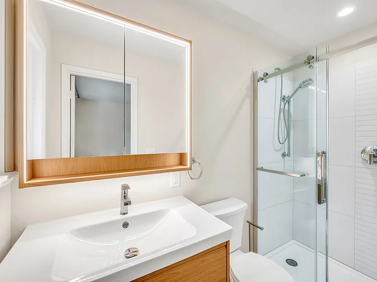 9140 NE 21st Pl — Photo 18