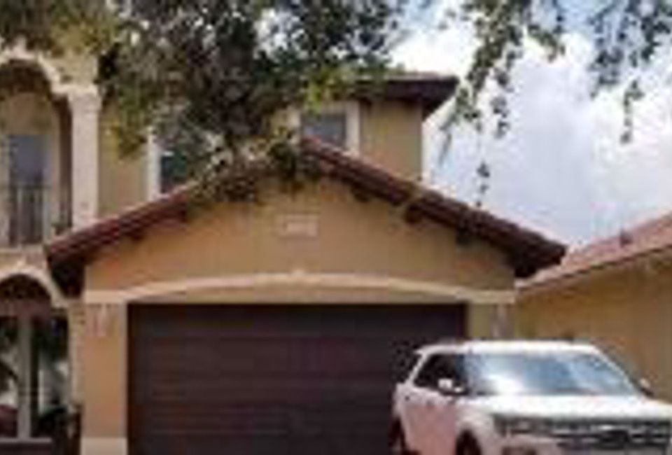1st image of 8726 NW 139th Ter