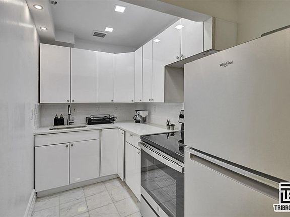 2nd image of 214 E 111th St #3A