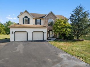 39 Timothy Dr, Mertztown, PA 19539