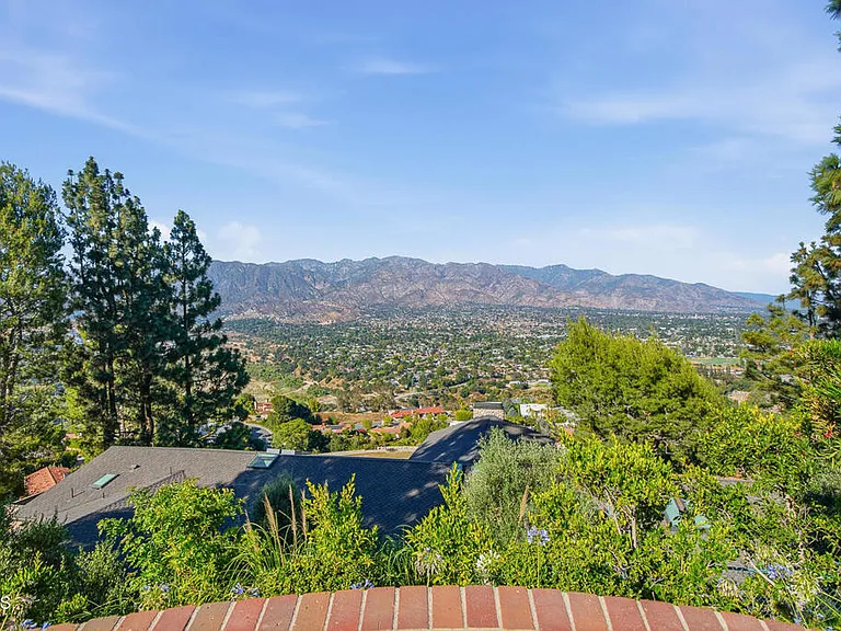 290 Saint Katherine La Canada — Photo 55