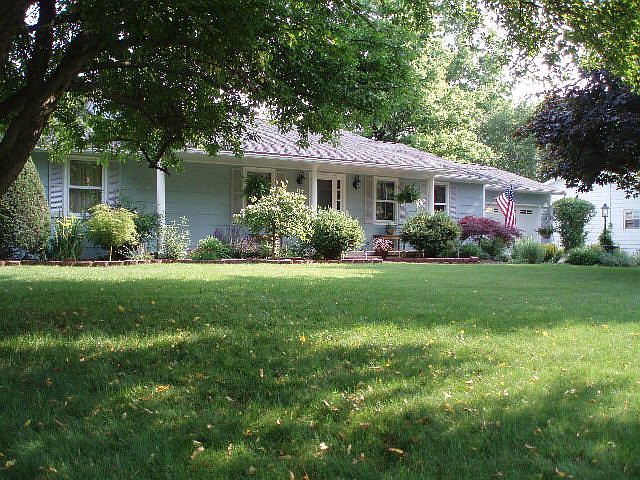 1st image of 1010 Shady Ln