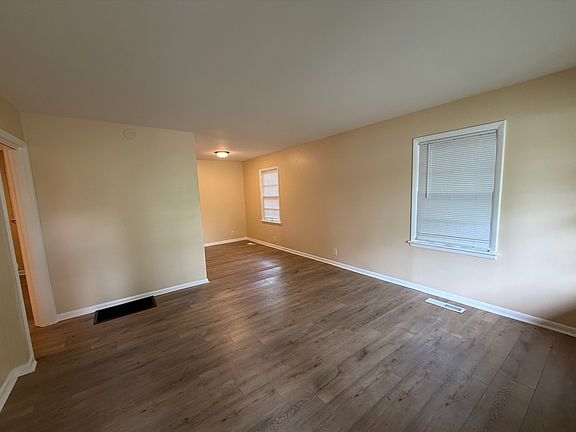 3rd image of 4305 41st Ave N