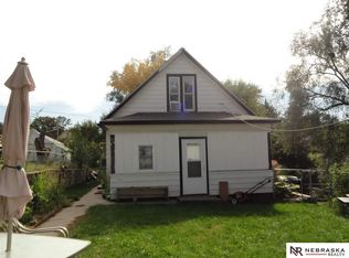 1913 1/2 Martha St, Omaha, NE 68108