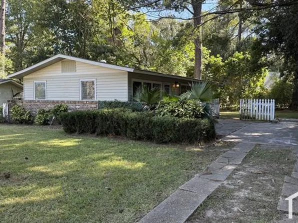 2353 S Buena Dr, Mobile, AL 36605