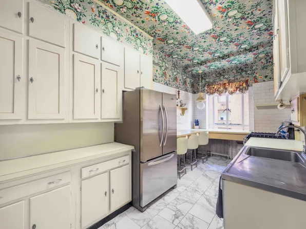 115 Central Park West image 7 of 8