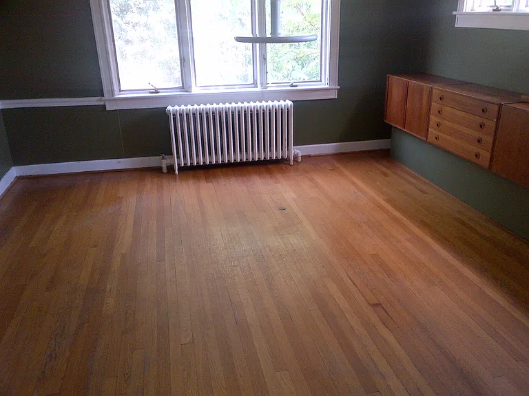 Dining room.