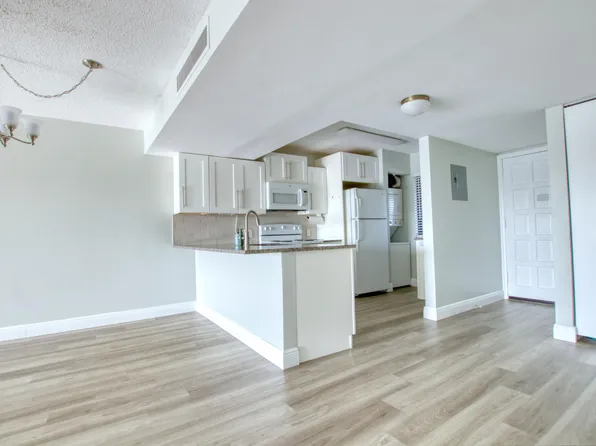 4254 D Este Court #304, Lake Worth, FL 33467