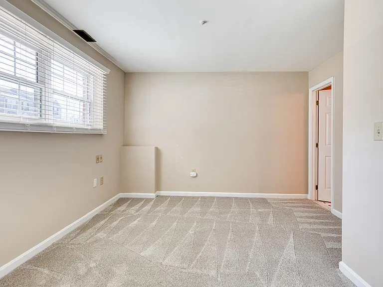 2502 Weston Ct — Photo 21