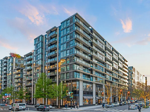 920 I St NW APT 509, Washington, DC 20001