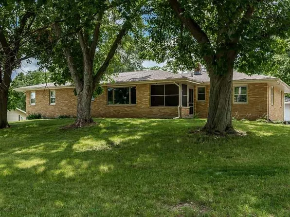 232 N Sumner St, Byron, IL 61010