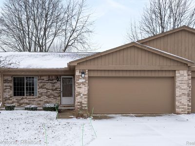 41505 Clinton Grove Dr, Clinton Township, MI, 48038