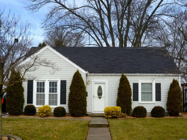 2621 Alanmede Rd, Louisville, KY 40205