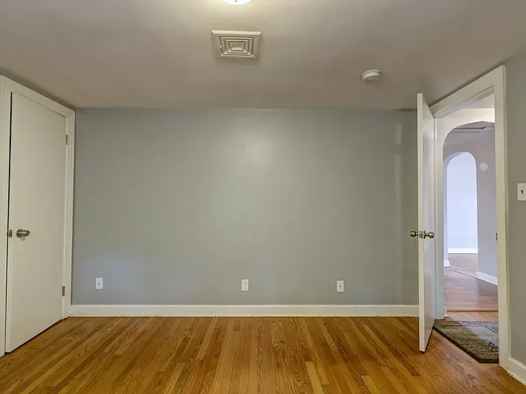 50 Silver St #2 — Photo 17