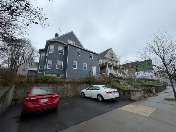 177 Lincoln St #1, Worcester, MA 01605