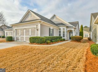 6319 Rockpoint Ln, Hoschton, GA 30548