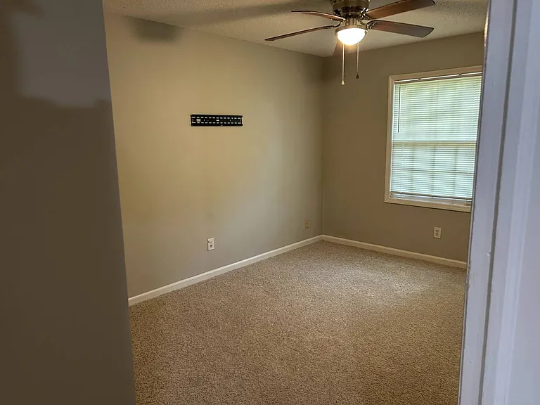 3748 Cambridge Station Dr — Photo 14