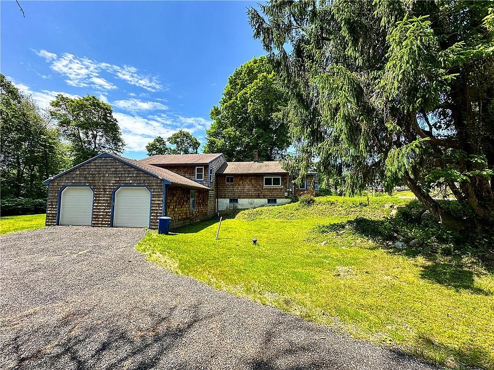 948 Main St, Hope Valley, RI 02832 Zillow