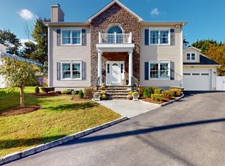 38 Hartford Ave, Greenwich, CT 06830