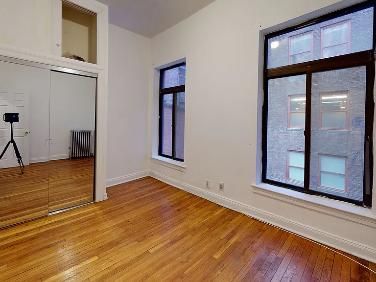 177 Madison Ave #4B — Photo 3