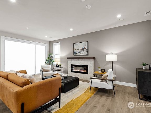 5th image of 9788 135th Avenue NE #8