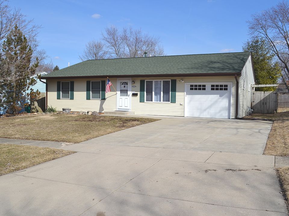 1st image of 312 Laurie Dr