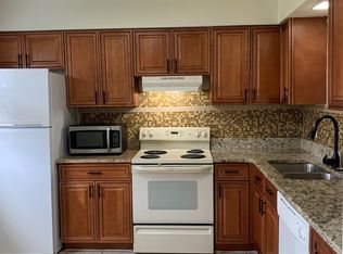 865 Cook Ave APT 1, Boardman, OH 44512