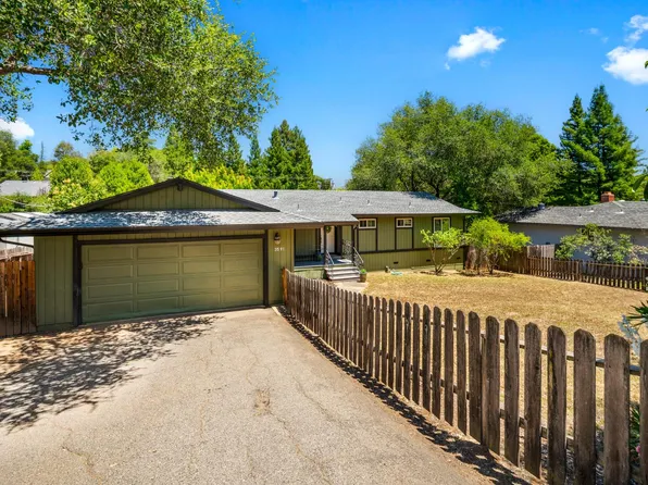 3591 Cambridge Rd, Cameron Park, CA 95682