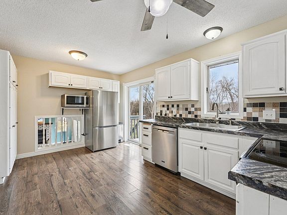 5th image of 848 McDiarmid Dr