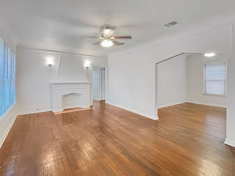 1344 Fulton Ave — Photo 9