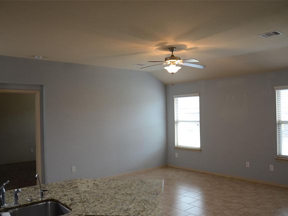 3rd image of 3719 Indigo Forest St