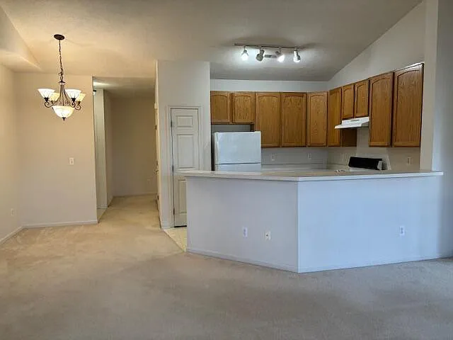 1452 Fox Pointe Cir — Photo 6