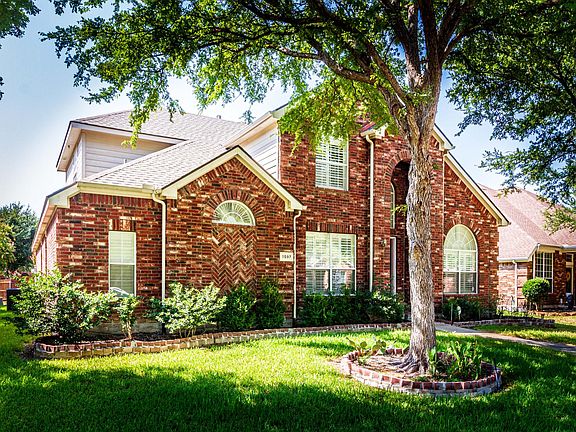 3rd image of 1597 Angel Falls Dr