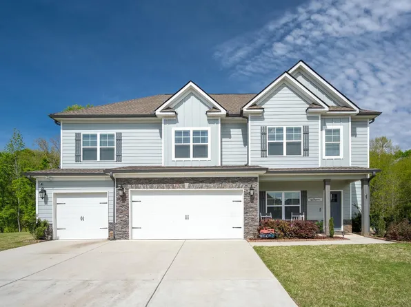 7369 Hollyhock Ln, Ooltewah, TN 37363