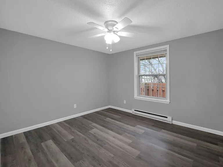 Plumwood Apartments — Photo 11