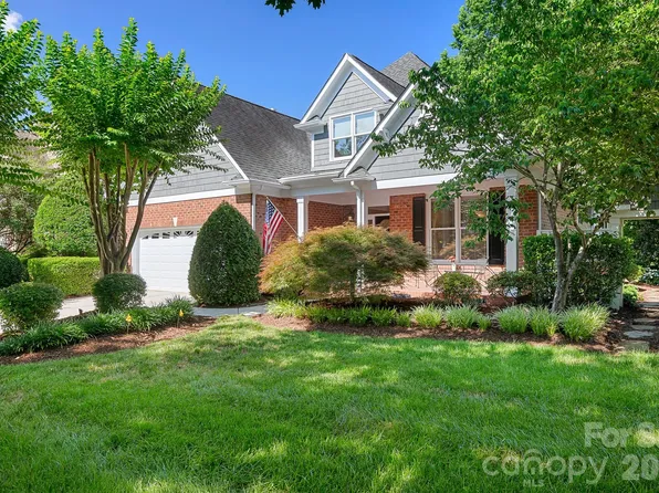 19725 Hagen Knoll Dr, Davidson, NC 28036