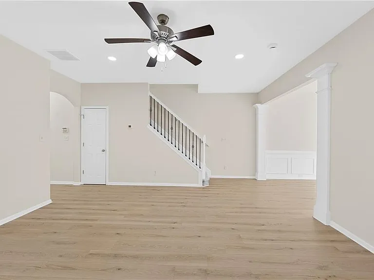 318 Knelston Oak Dr — Photo 9