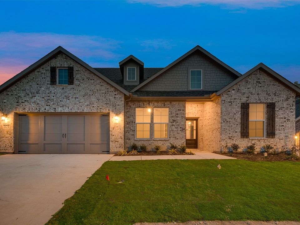 1st image of 321 Honey Brook Ln
