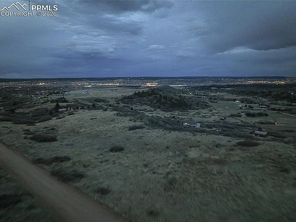 5th image of 15175 Rock View Dr
