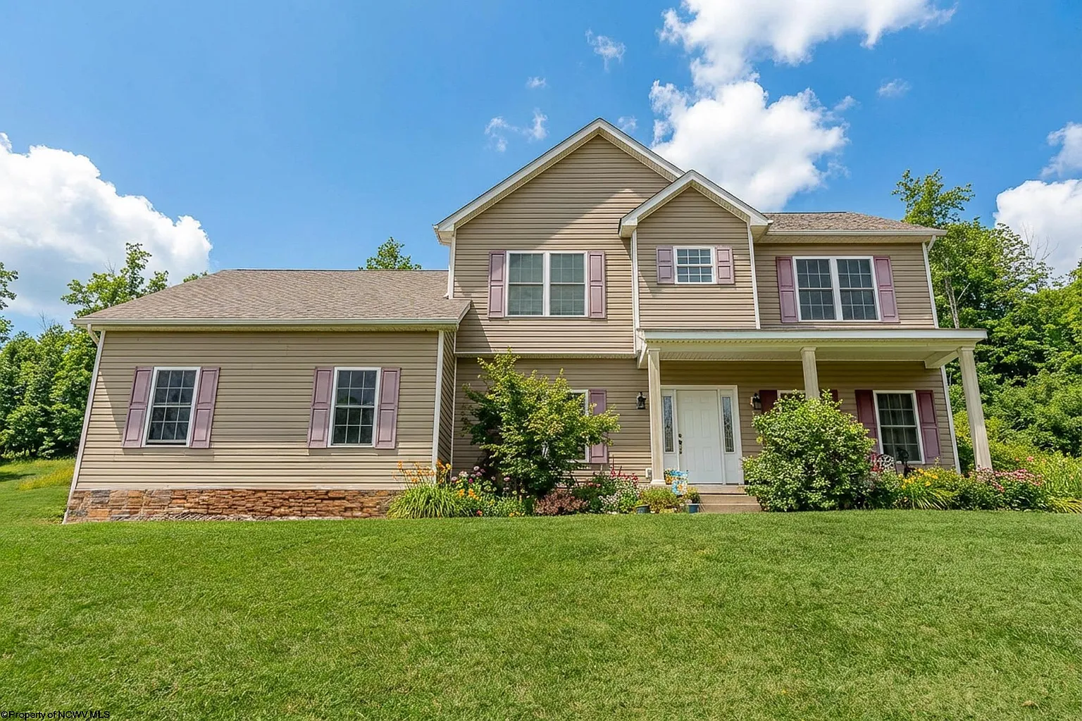 515 Tappan Zee Ln photo 1
