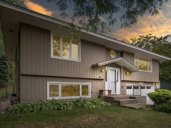 1140 Mark Ct, Newport, MN 55055