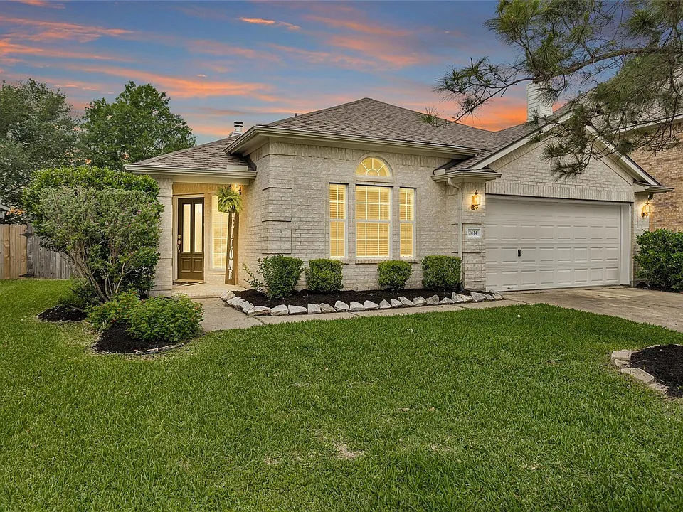 2614 Easton Springs Ct