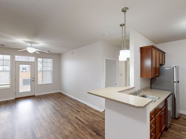2824 Talon Dr Unit 106