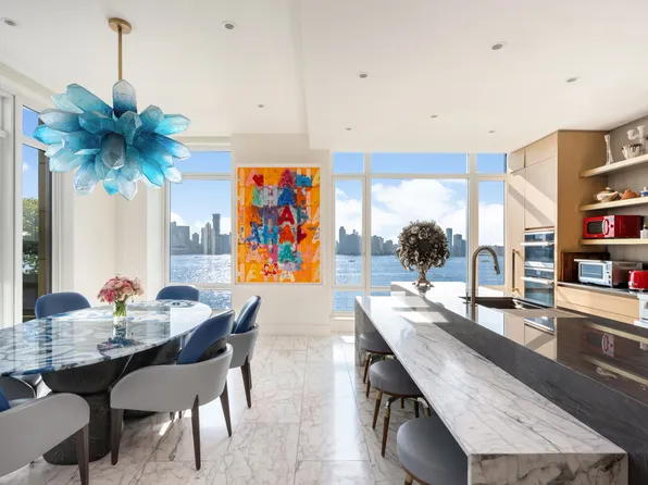 70 Vestry Street image 11 of 31